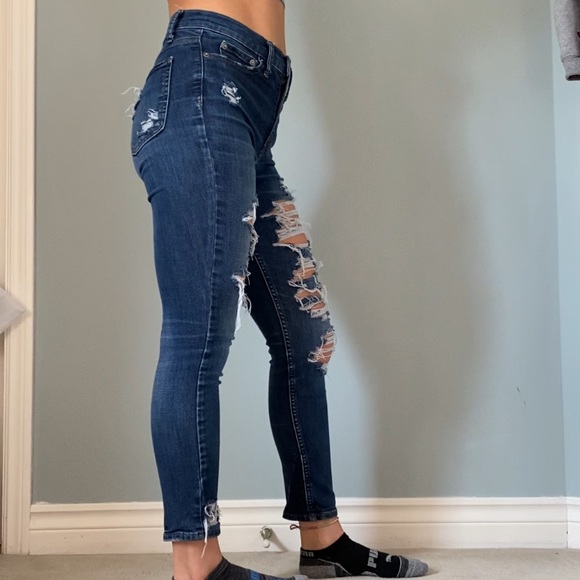 Gap Ripped Skinny Jeans - Picture 2 of 3
